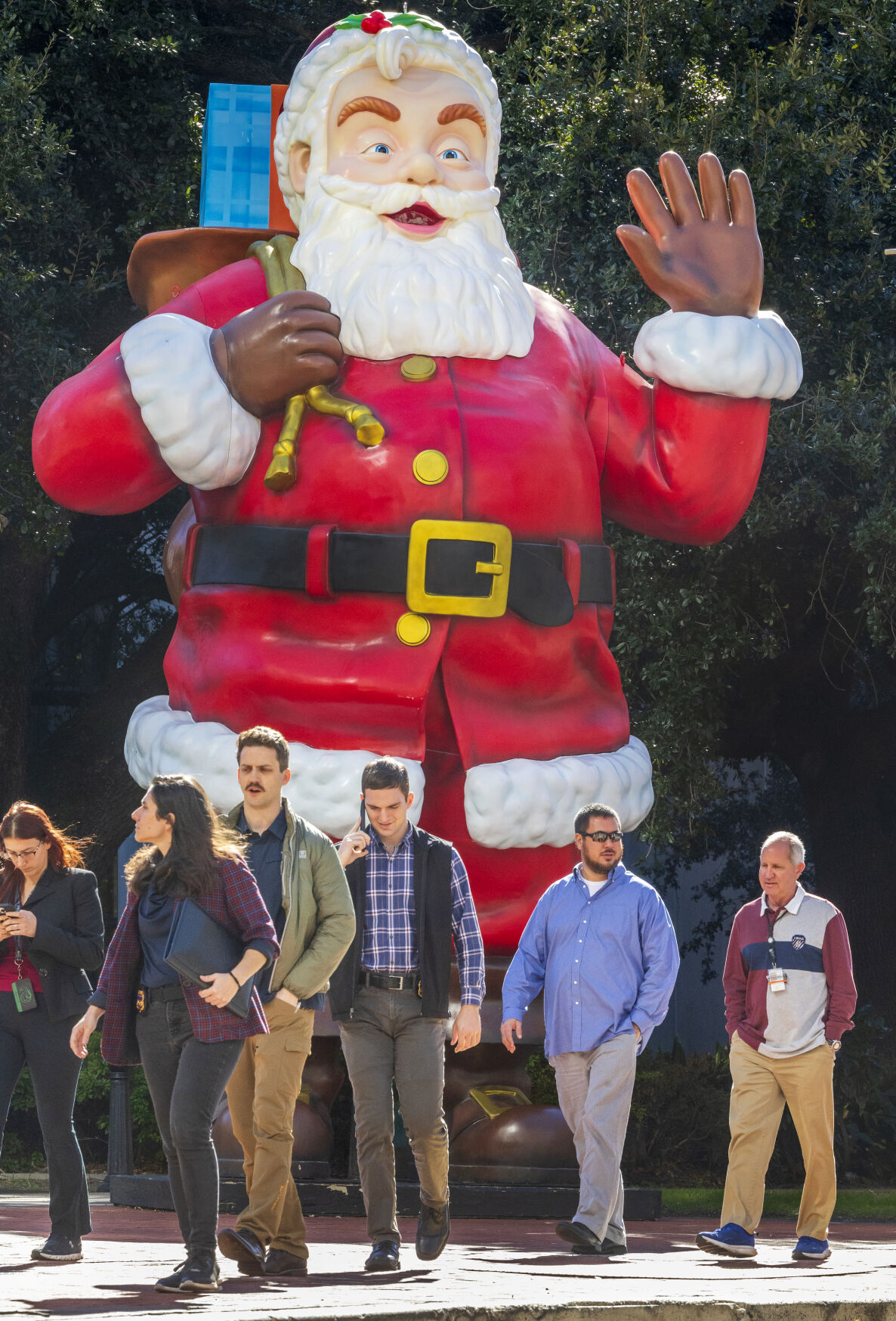 NO.christmasspirit.121923_141.JPG